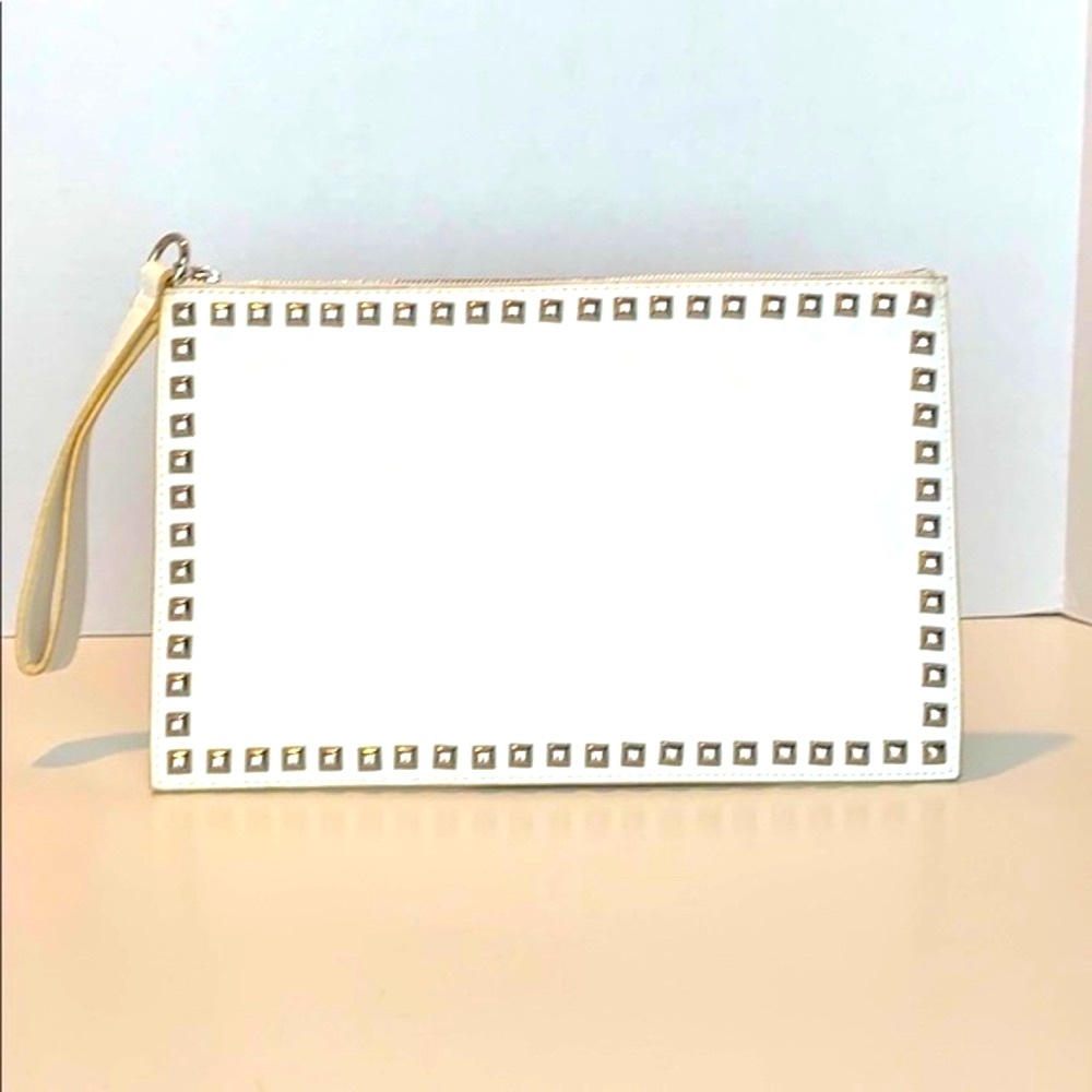 White Clutch/Wristlet with Silver Studs